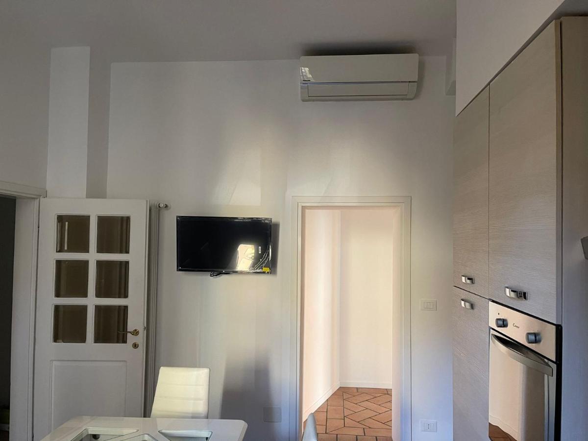 45 - Tourist House Bologna Oberdan - Self Check-In Leilighet Eksteriør bilde